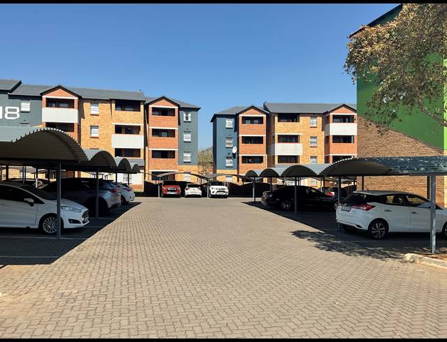 2 BEDROOM APARTMENT FOR SALE IN HEUWELOORD